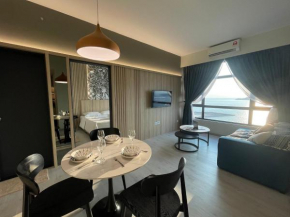 JQ Jesselton Quay Homestay Near Suria Mall, Gaya Street, jetty by GoodTravelKK 善旅民宿